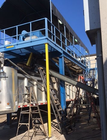 Conveying Solid Waste at Liquid Environmental Solutions in Houston, TX - KWS