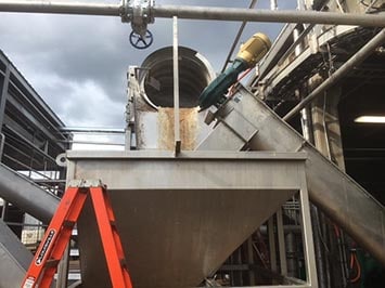 Loadout System for Offal and Feathers at a Pilgrim's Chicken Processing Plant in Lufkin, Texas - KWS