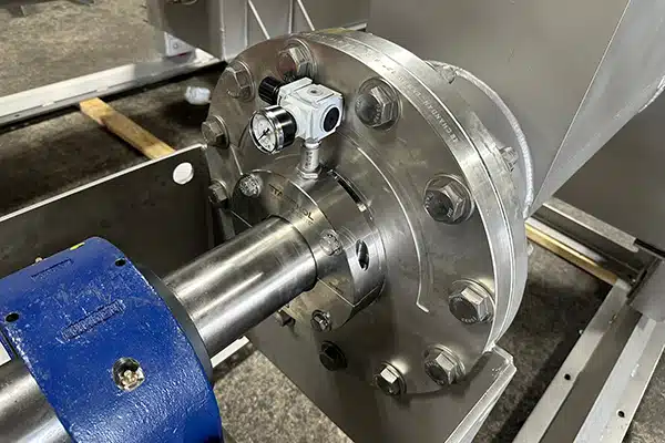 KWS High Temperature Injection Screw Feeder Utilizes STASSKOL Mechanical Shaft Seals