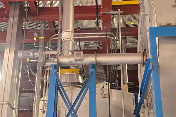 Injection Screw Conveyor Transfers Ammonium Dimolybdate to Calciner