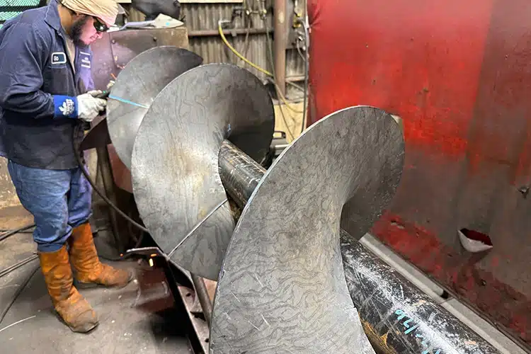 KWS Expedited Manufacturing of Critical Screw Needed for Shutdown