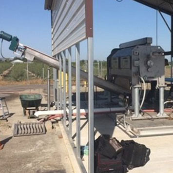 Shaftless Loadout Conveyor to Convey Dewatered Biosolids  for City of Live Oak, CA