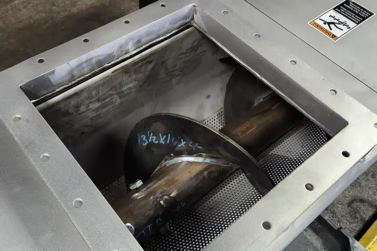 Screw Conveyor Reliably Conveys Wet Chicken Byproducts