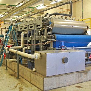 Flex-Wall Belt Conveyor for Conveying Biosolids at Somerset WTP in Somerset, KY - KWS Manufacturing